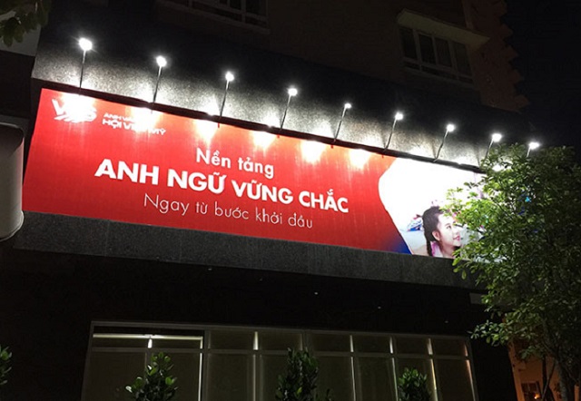 Hình ảnh in hiflex không xuyên đèn