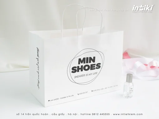 Mẫu túi giấy kraft In Tiết Kiệm sản xuất cho shop giày dép Min Shoes